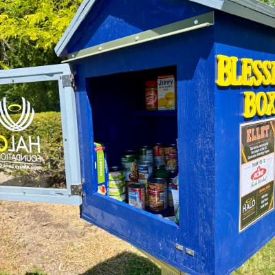 Blessing box 